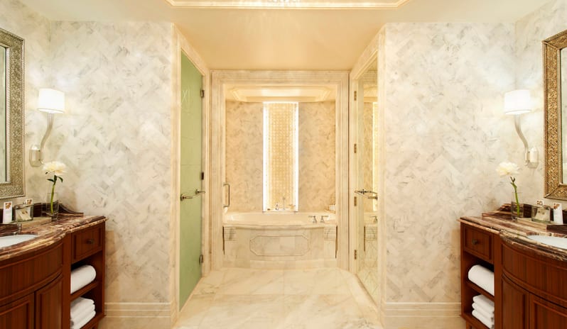 St Regis Suite - Bathroom_8945